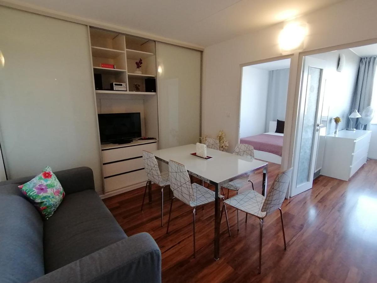 Golden Family Apartments Prague Ngoại thất bức ảnh
