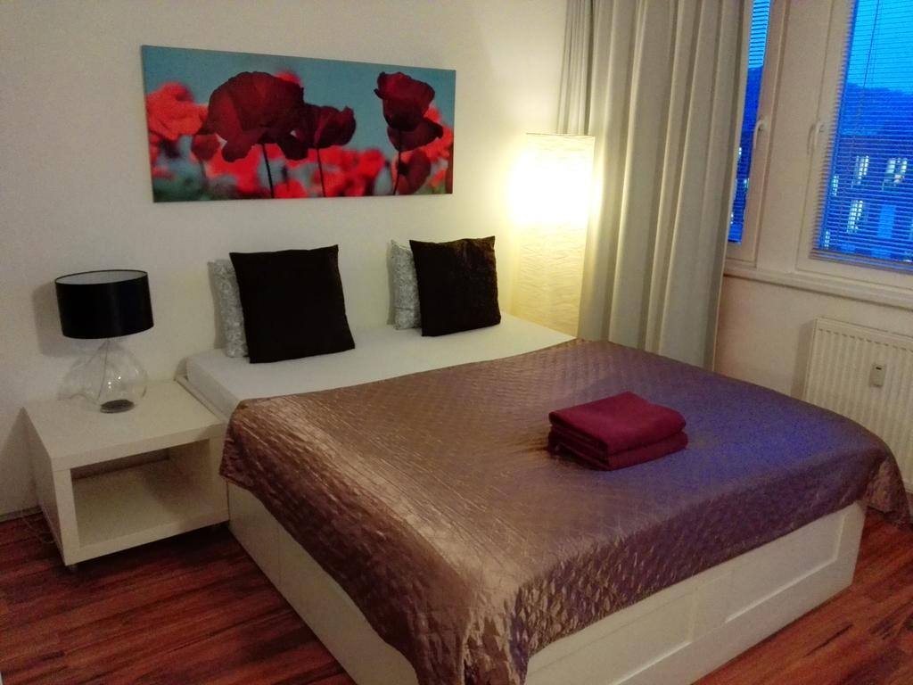 Golden Family Apartments Prague Phòng bức ảnh