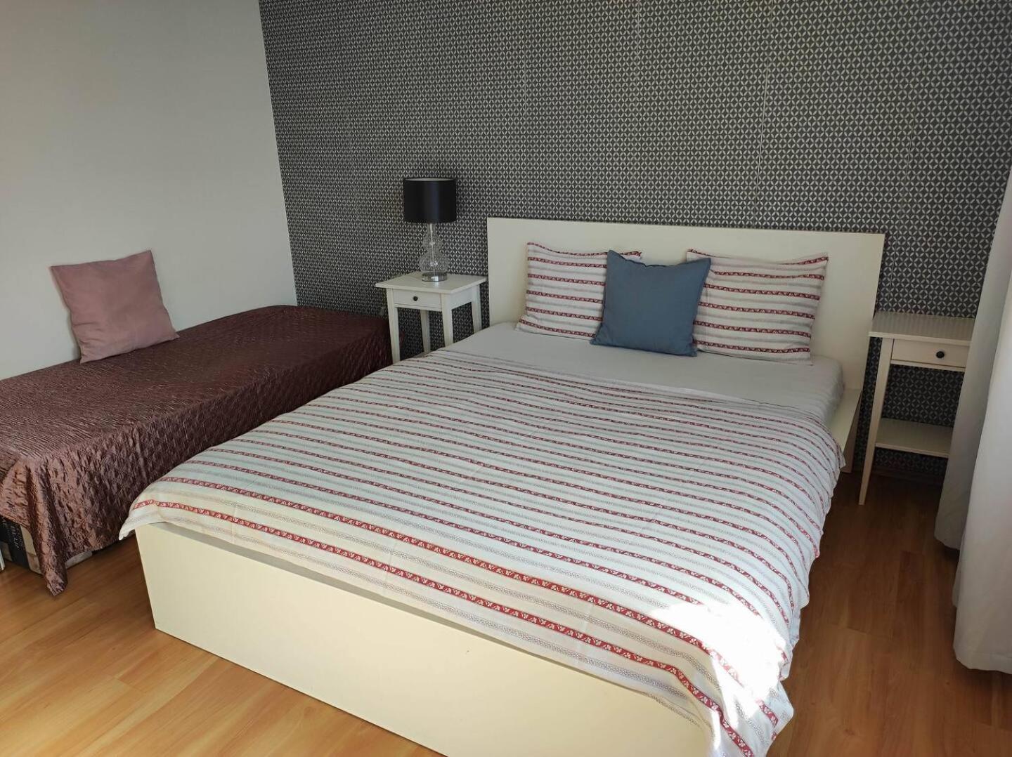 Golden Family Apartments Prague Ngoại thất bức ảnh