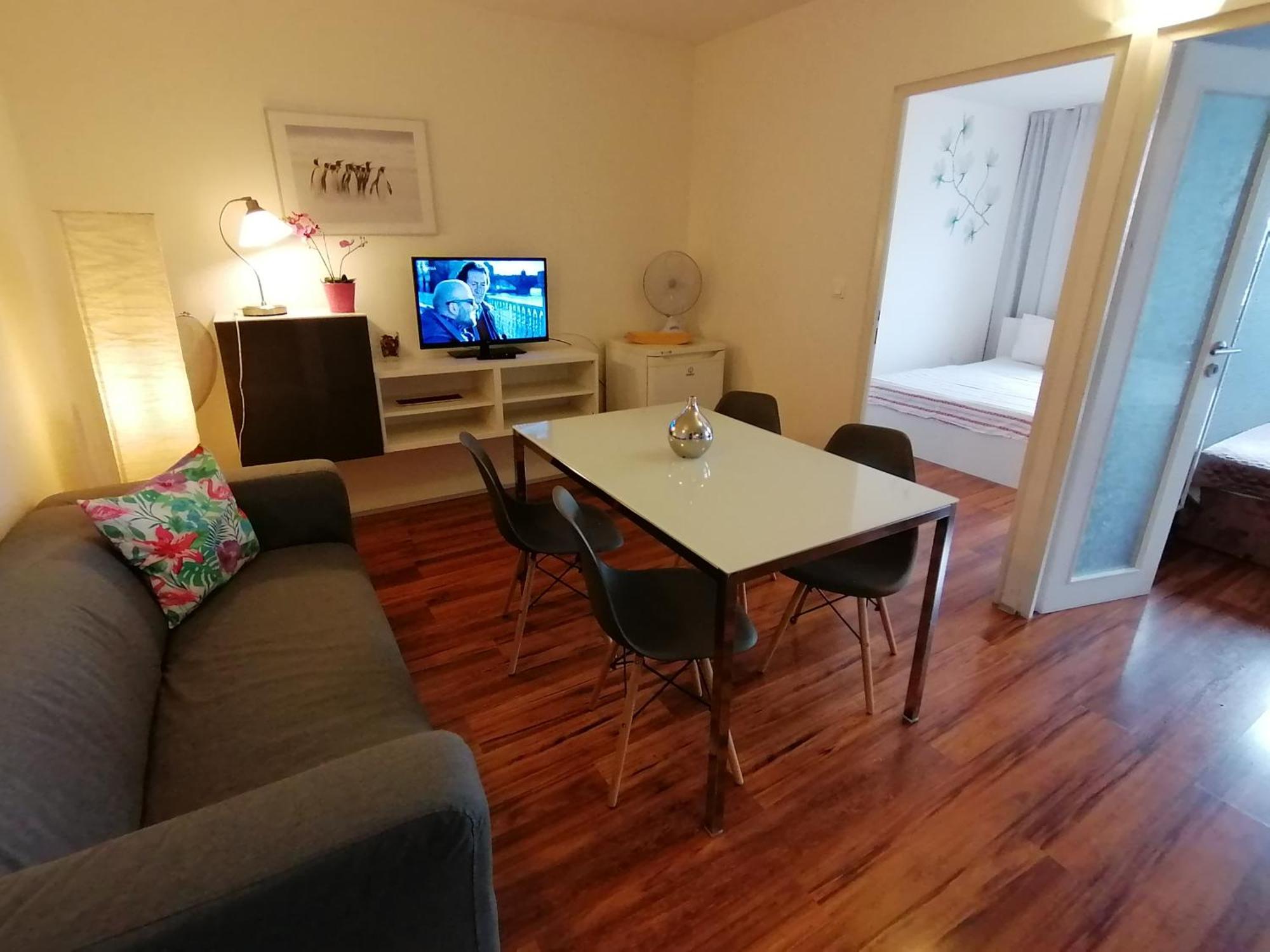 Golden Family Apartments Prague Ngoại thất bức ảnh