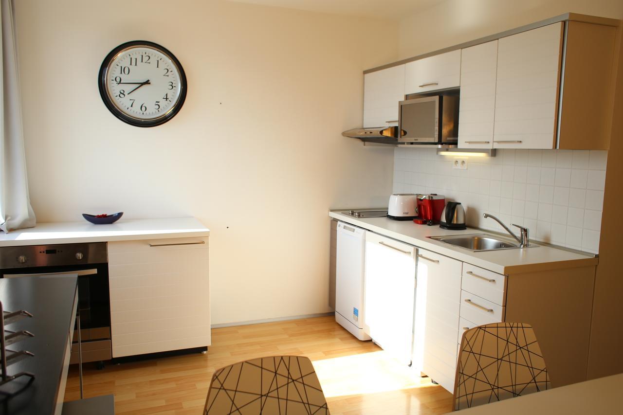 Golden Family Apartments Prague Ngoại thất bức ảnh
